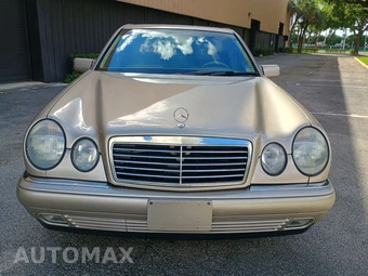1999 Mercedes-Benz E 320 Sedan – miniatura 9