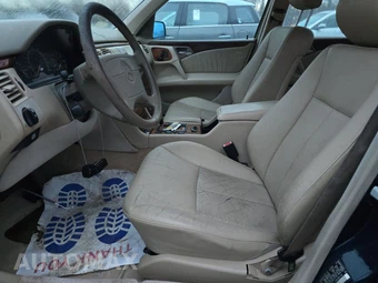 1999 Mercedes-Benz E 430 Sedan – miniatura 13