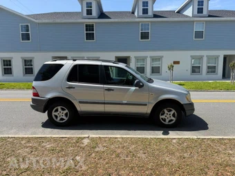 1999 Mercedes-Benz ML 320 – miniatura 5