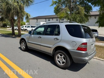 1999 Mercedes-Benz ML 320 – miniatura 7