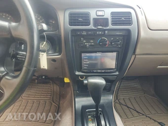 1999 Toyota 4Runner SR5 – miniatura 11