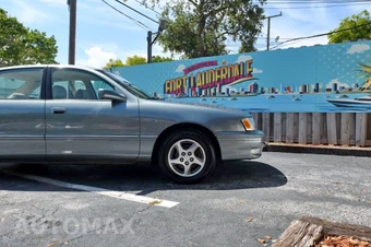 1999 Toyota Avalon XLS w/Bucket Seats - miniatura 32