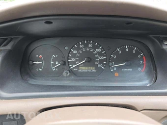 1999 Toyota Camry CE – miniatura 6