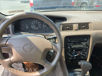1999 Toyota Camry CE - miniatura 11