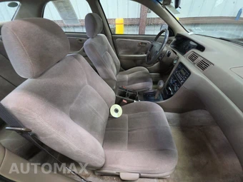 1999 Toyota Camry LE – miniatura 8