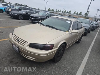 1999 Toyota Camry LE — samochód z USA z aukcji Manheim, oferta Kup Teraz w AUTOMAX