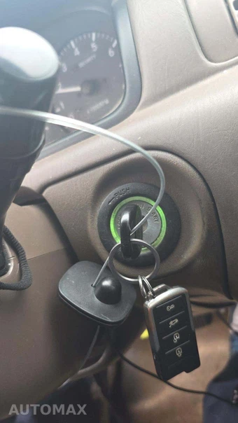 1999 Toyota Camry LE – miniatura 17