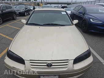 1999 Toyota Camry LE – miniatura 2