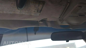 1999 Toyota Camry LE – miniatura 28