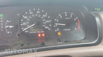 1999 Toyota Camry LE – miniatura 39