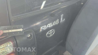 1999 Toyota RAV4 – miniatura 32