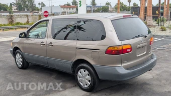 1999 Toyota Sienna CE 114.2" WB - samochód z USA z aukcji Manheim, oferta Kup Teraz w AUTOMAX