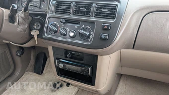 1999 Toyota Sienna CE 114.2" WB - miniatura 21