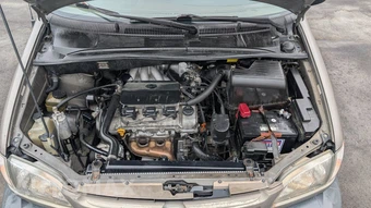 1999 Toyota Sienna CE 114.2" WB - miniatura 23