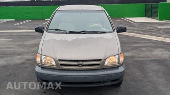 1999 Toyota Sienna CE 114.2" WB - miniatura 8