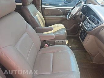 1999 Toyota Sienna LE 114.2" WB – miniatura 14