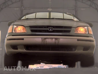 1999 Toyota Sienna LE 114.2" WB – miniatura 3