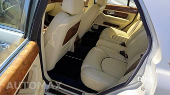2000 Bentley Arnage Red Label - miniatura 31