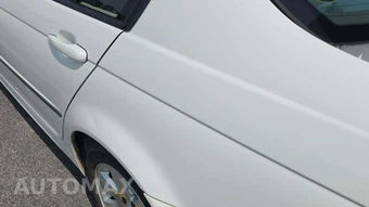 2000 BMW 3 Series Sedan 323i - miniatura 23