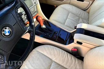 2000 BMW 7 Series Sedan 740iL - miniatura 10