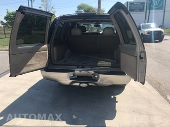 2000 Cadillac Escalade – miniatura 18