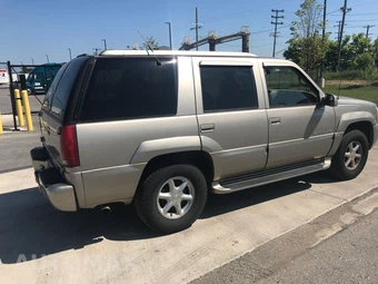 2000 Cadillac Escalade – miniatura 23