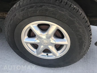 2000 Cadillac Escalade – miniatura 8