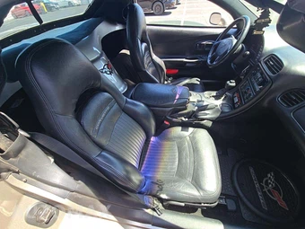 2000 Chevrolet Corvette Convertible 1SA – miniatura 14