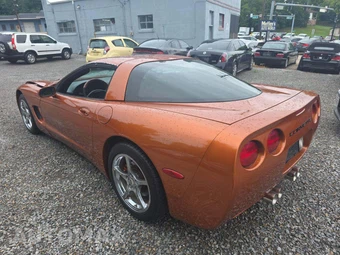 2000 Chevrolet Corvette Coupe 1SA – miniatura 2