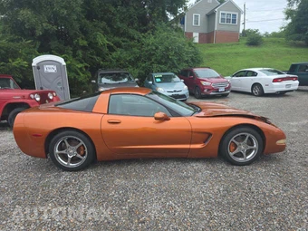 2000 Chevrolet Corvette Coupe 1SA – miniatura 4