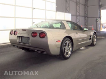 2000 Chevrolet Corvette Coupe 1SA - miniatura 4