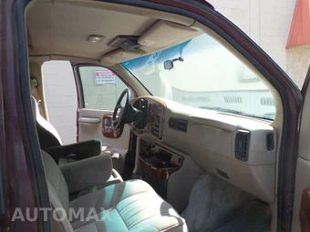 2000 Chevrolet Express G1500 Upfitter Van 135.0" WB - miniatura 17