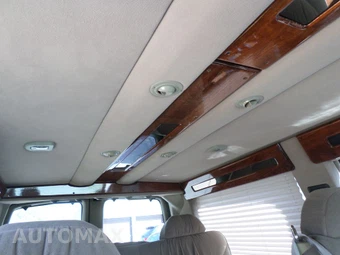 2000 Chevrolet Express G1500 Upfitter Van 135.0" WB - miniatura 28