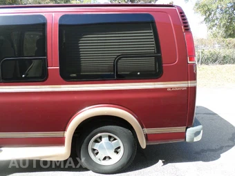 2000 Chevrolet Express G1500 Upfitter Van 135.0" WB - miniatura 42