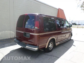 2000 Chevrolet Express G1500 Upfitter Van 135.0" WB - miniatura 8