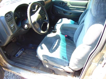 2000 Chevrolet S-10 Base Extended Cab Medium Bed – miniatura 8