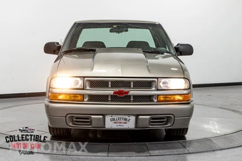 2000 Chevrolet S-10 LS Extended Cab Medium Bed - miniatura 29