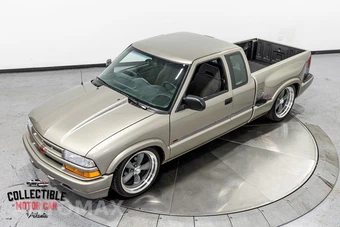 2000 Chevrolet S-10 LS Extended Cab Medium Bed - miniatura 31