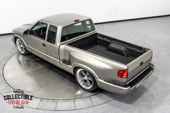 2000 Chevrolet S-10 LS Extended Cab Medium Bed - miniatura 32