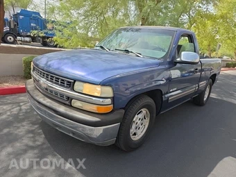 2000 Chevrolet Silverado 1500 LS Regular Cab Medium Bed 1SB