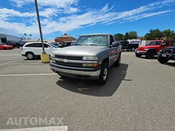2000 Chevrolet Silverado 1500 Regular Cab Medium Bed