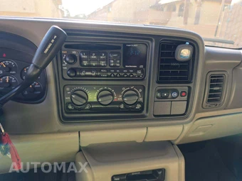 2000 Chevrolet Suburban 1500 LT 1SC - miniatura 7