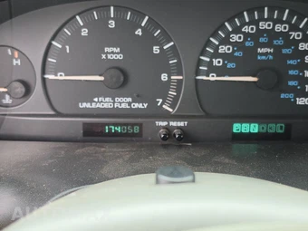 2000 Dodge Grand Caravan LE 119.3" WB – miniatura 12