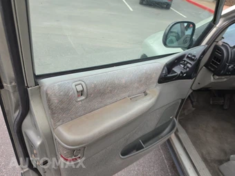 2000 Dodge Grand Caravan LE 119.3" WB – miniatura 9