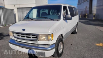 2000 Ford E-150 Wagon XL 138.0" WB - miniatura 10