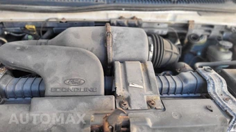 2000 Ford E-150 Wagon XL 138.0" WB - miniatura 18