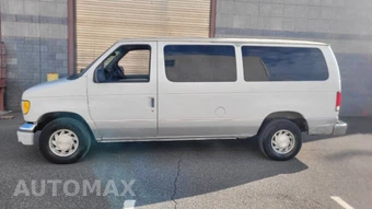 2000 Ford E-150 Wagon XL 138.0" WB - miniatura 37