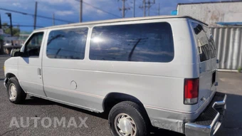 2000 Ford E-150 Wagon XL 138.0" WB - miniatura 9