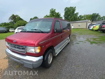 2000 Ford E-150 Wagon XL 138.0" WB