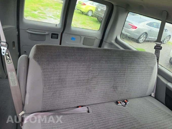 2000 Ford E-150 Wagon XL 138.0" WB – miniatura 11